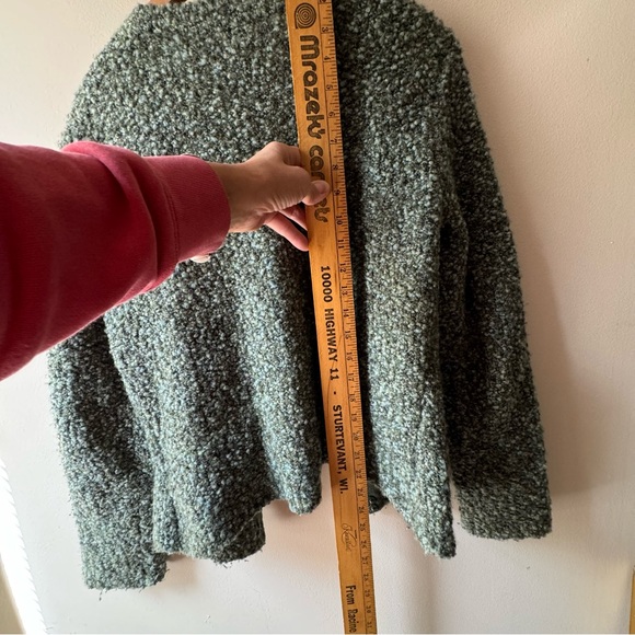 TALBOTS wool blend short cardigan snap-front, olive + aqua green boucle - Picture 8 of 9